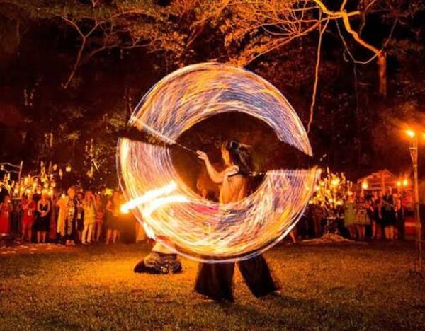 Flames e a Arte de Criar Chamas Estilizadas em Desenhos e Design Automotivo